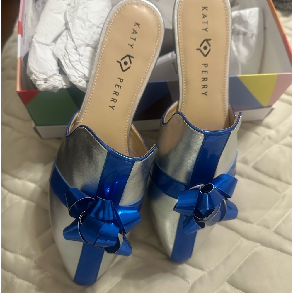 Katy Perry mules